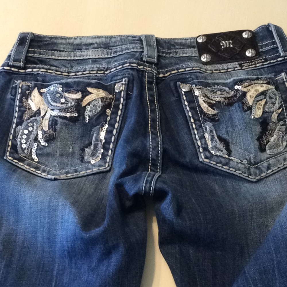 Miss Me Capri Jeans
